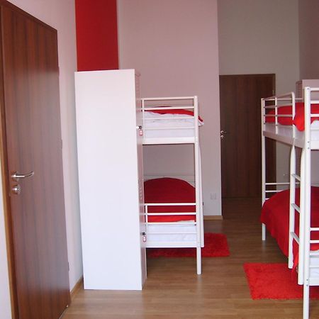 Big City Hostel Breslavia Esterno foto