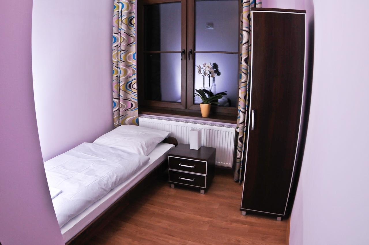 Big City Hostel Breslavia Esterno foto