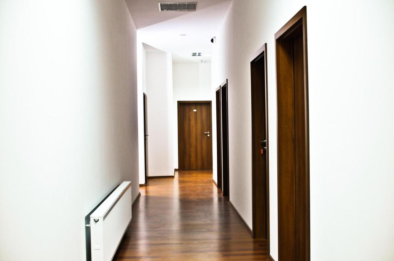 Big City Hostel Breslavia Esterno foto